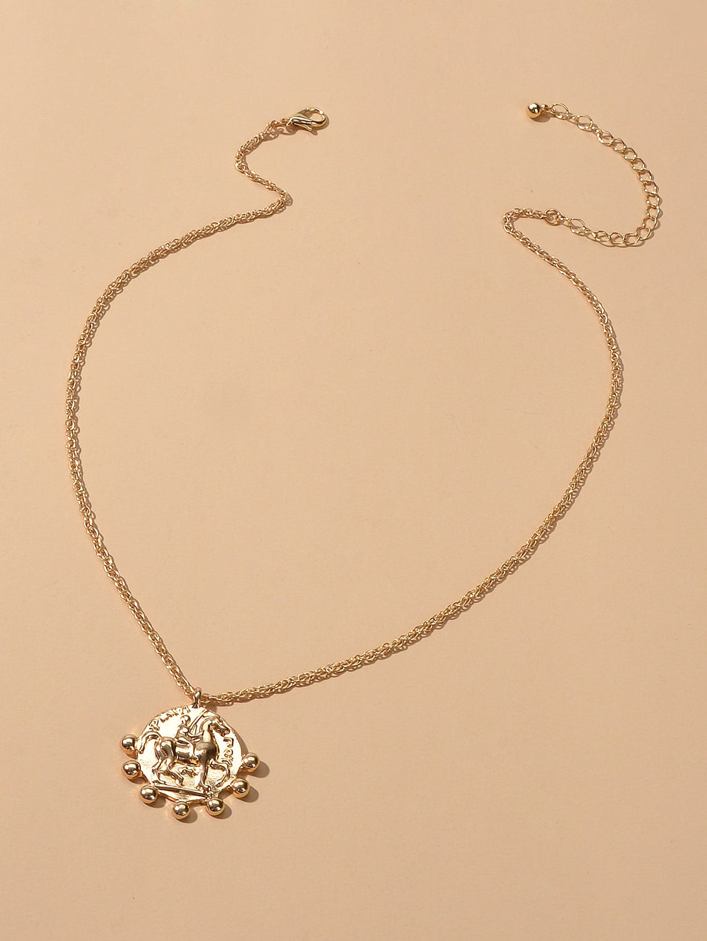 Gold Chain Carved Riding Horse Round Pendant Trendy Necklace Fashion Jewellery-0