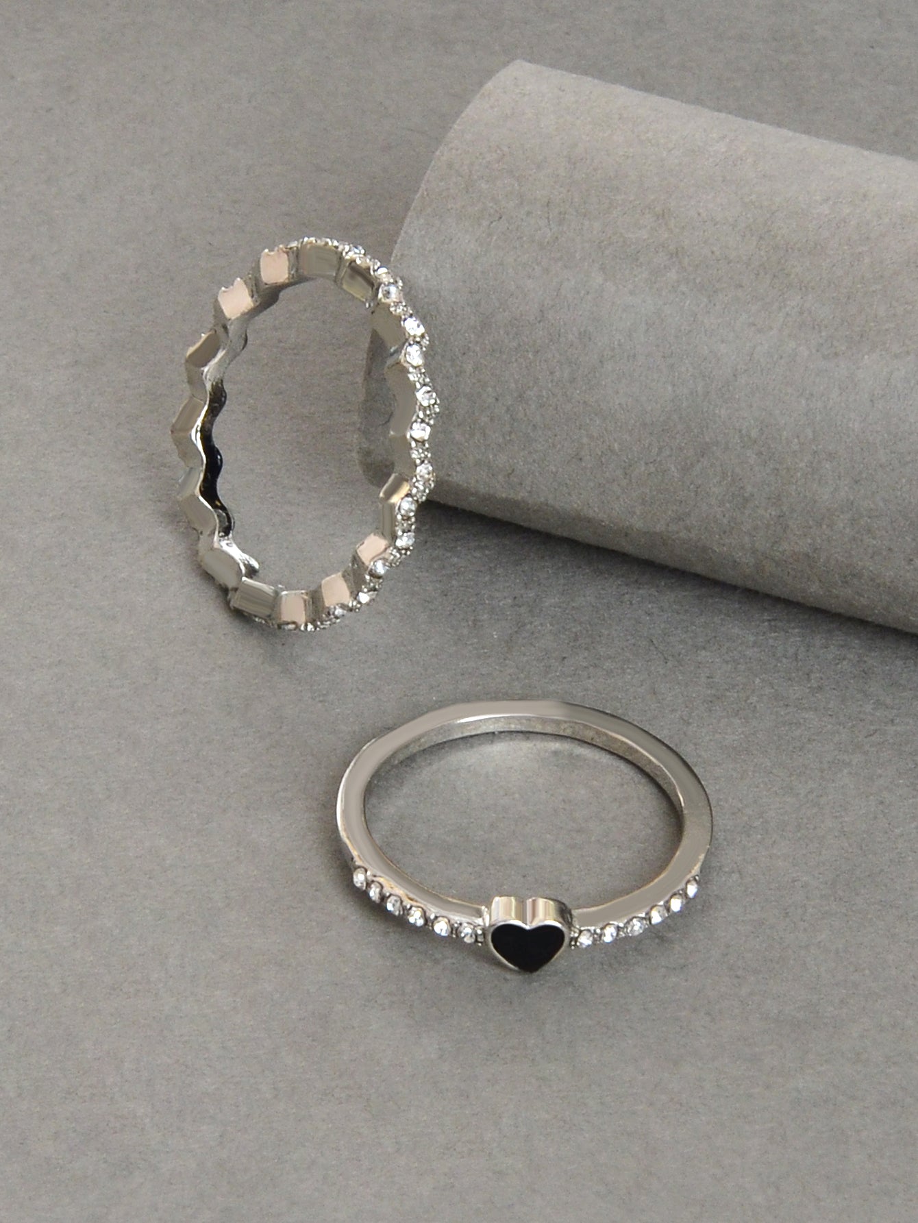 2pcs Black Enamel Heart Silver Love Rings Women Romantic Band Teen Birthday Gift-0