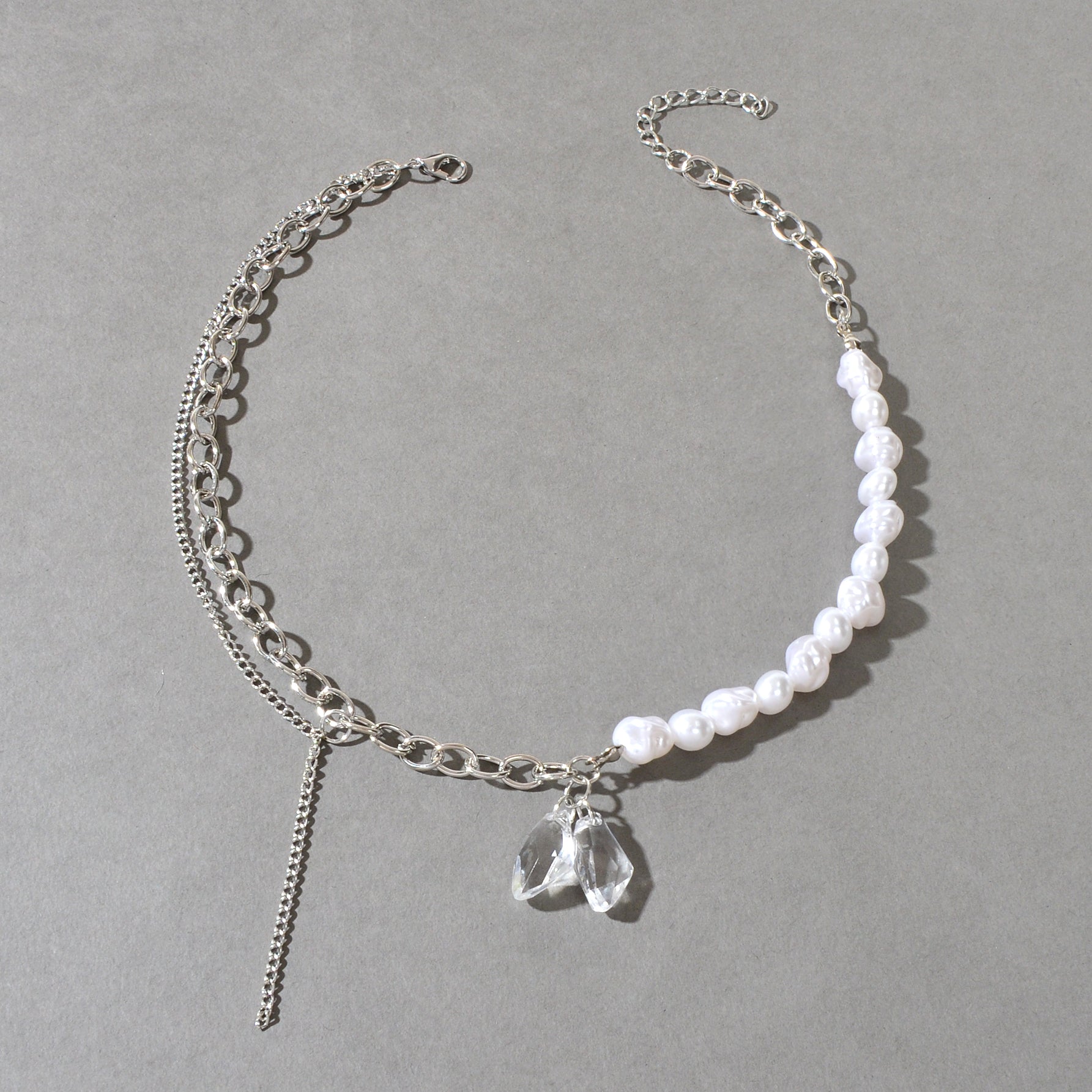 Retro Punk Chain Pearl Transparent Resin Geometric Charm Statement Necklace Gift-2